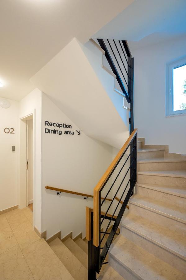 Seven Seas Residence Split Exteriör bild
